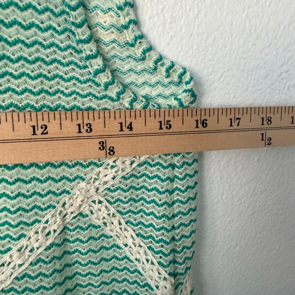 Free People Crochet Lace Open Keyhole Back Ruffle Peplum Green Women's Medium M - Picture 5 of 7